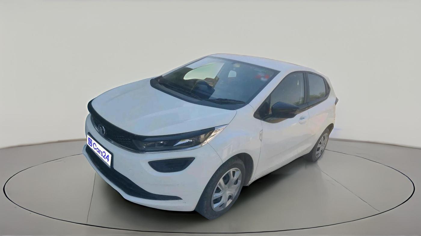 2024 Tata ALTROZ XM PETROL, Petrol, Manual, 27,920 km, exterior