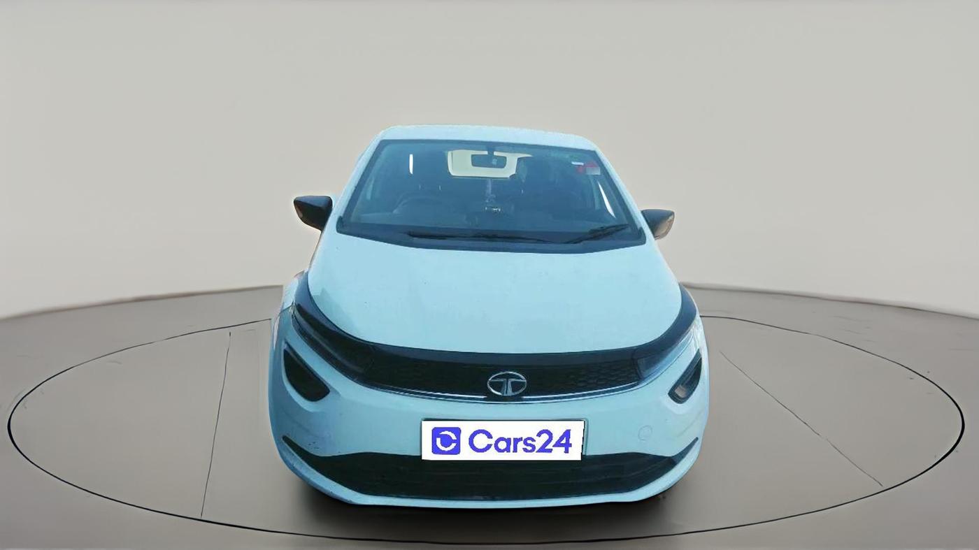 2024 Tata ALTROZ XM PETROL, Petrol, Manual, 27,920 km, exterior