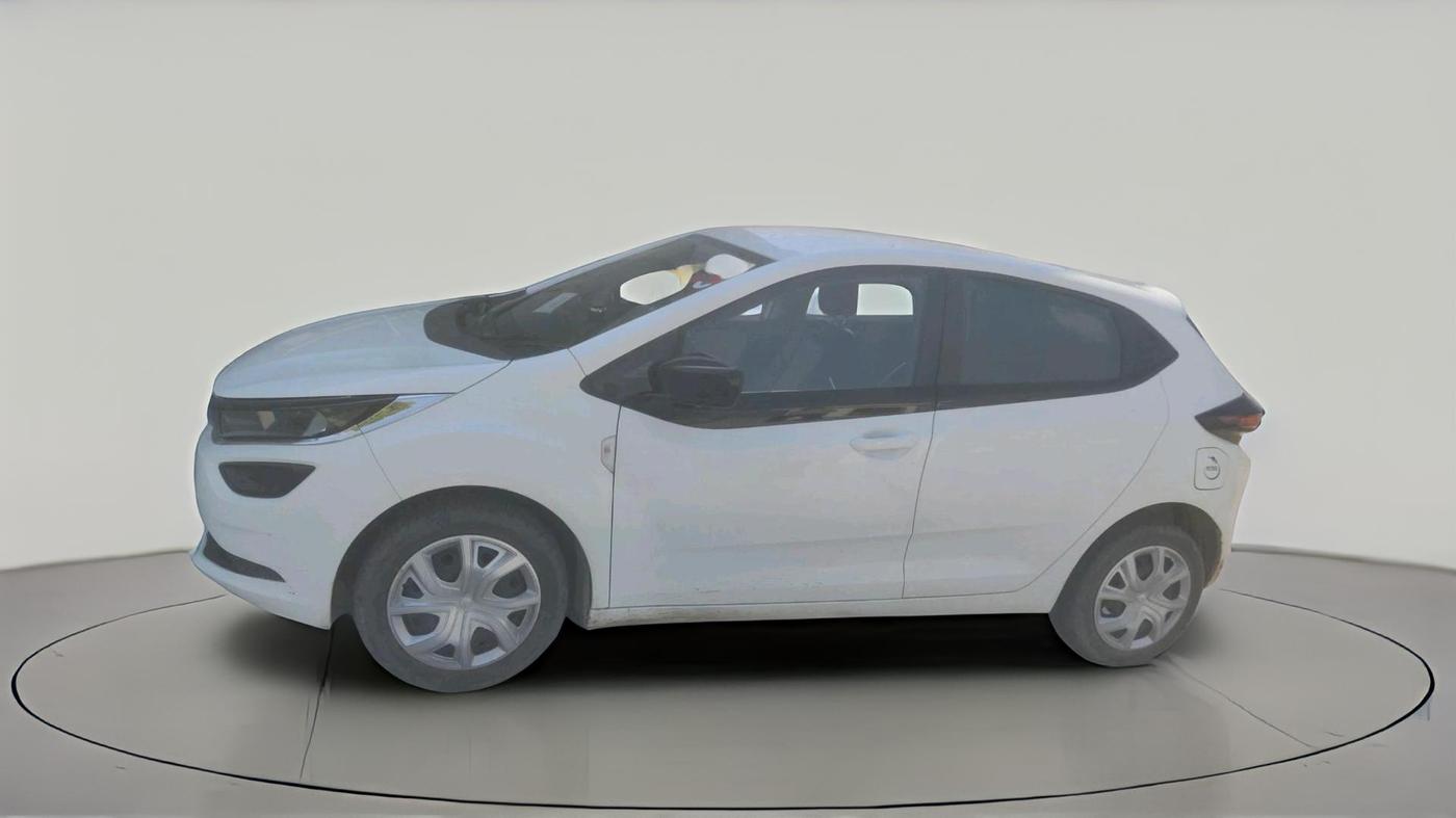 2024 Tata ALTROZ XM PETROL, Petrol, Manual, 27,920 km, exterior