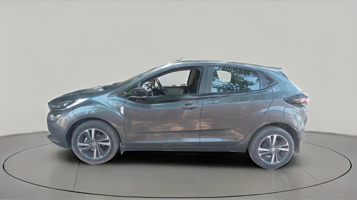 2024 Tata ALTROZ XZA, Petrol, Automatic, 24,741 km, exterior