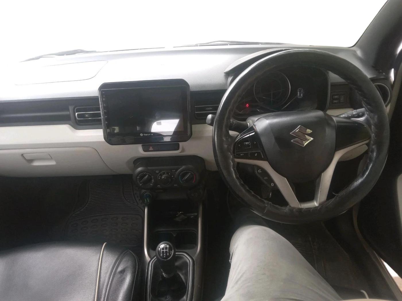2017 Maruti IGNIS ZETA 1.2, Petrol, Manual, 1,20,672 km, interior