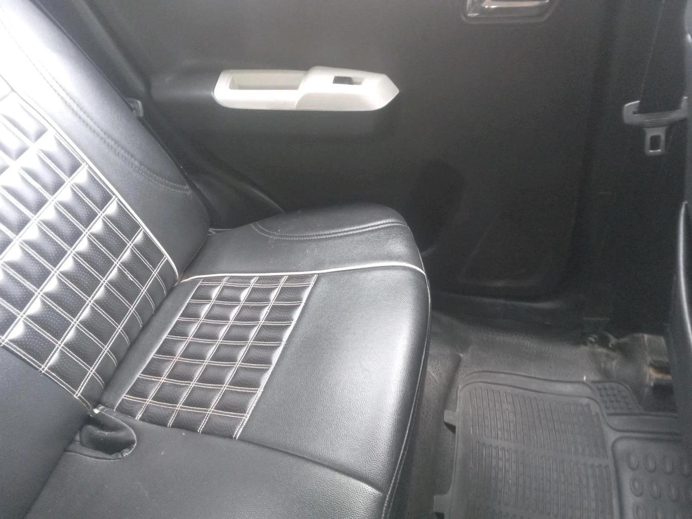 2017 Maruti IGNIS ZETA 1.2, Petrol, Manual, 1,20,672 km, interior