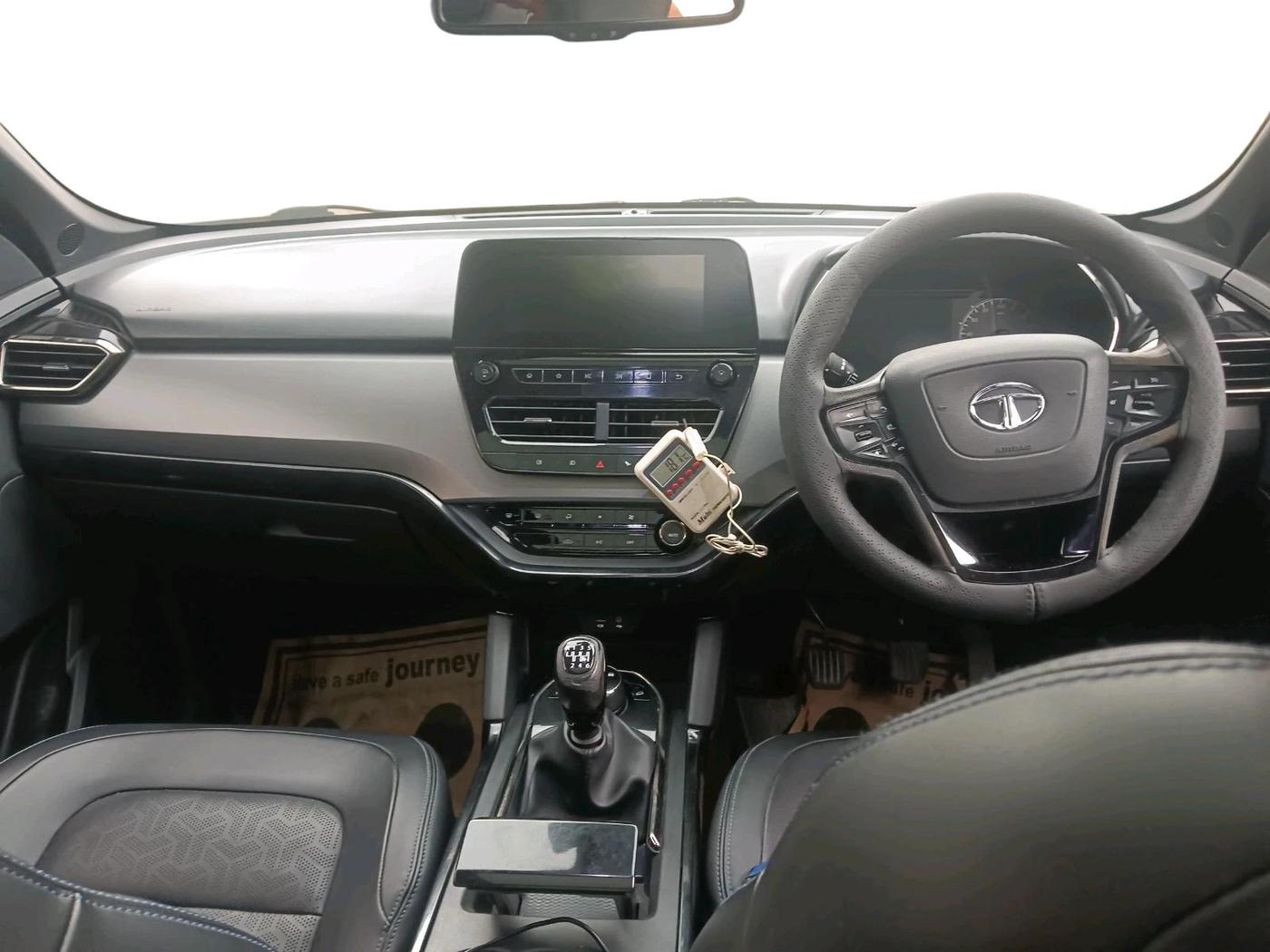 2022 Tata Harrier XZ PLUS 2.0L DARK EDITION, Diesel, Manual, 1,61,825 km, interior