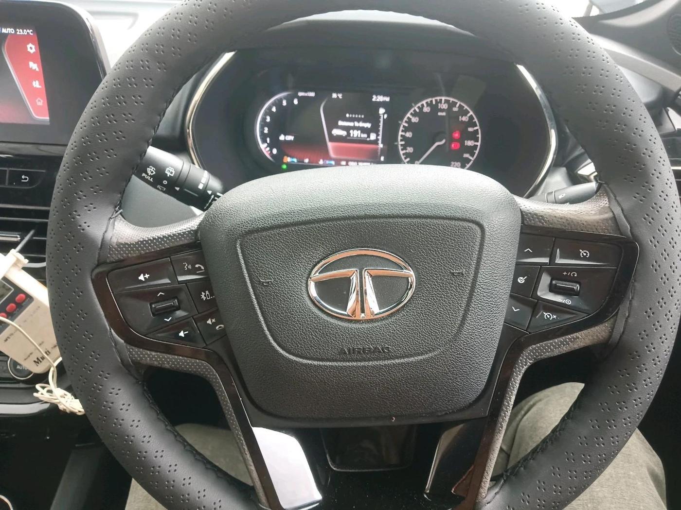 2022 Tata Harrier XZ PLUS 2.0L DARK EDITION, Diesel, Manual, 1,61,825 km, interior