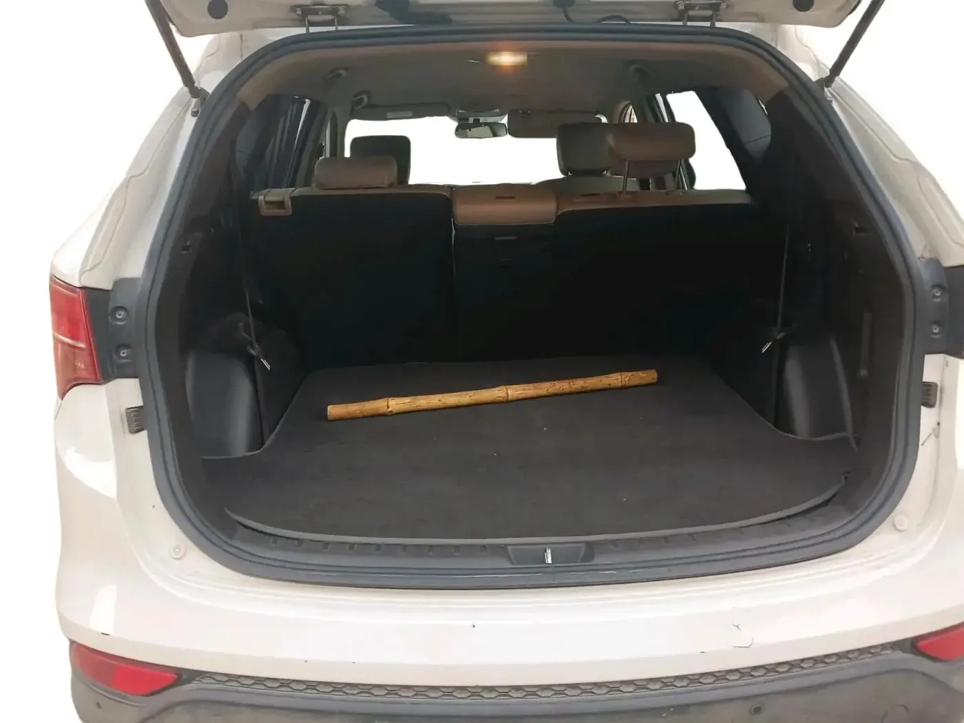2014 Hyundai Santa Fe 2 WD AT, Diesel, Automatic, 1,18,627 km, exterior