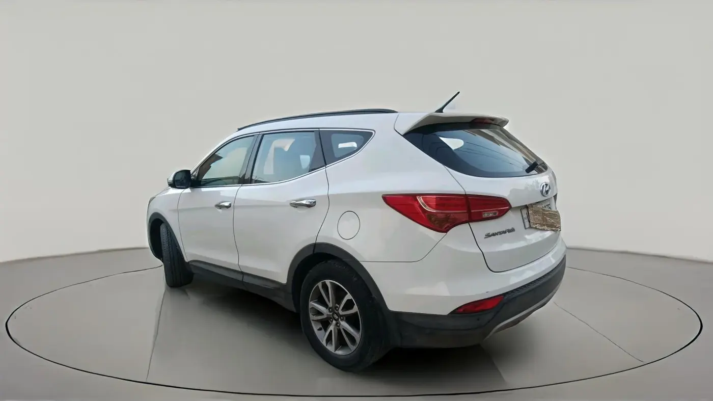 2014 Hyundai Santa Fe 2 WD AT, Diesel, Automatic, 1,18,627 km, exterior