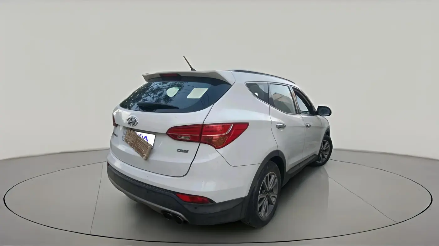 2014 Hyundai Santa Fe 2 WD AT, Diesel, Automatic, 1,18,627 km, exterior