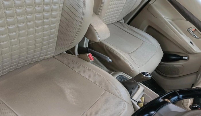 2024 Maruti Ertiga ZXI (O) CNG, CNG, Manual, 54,671 km, interior