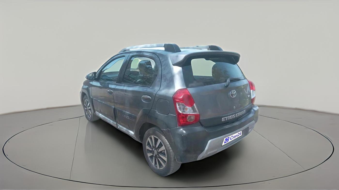 2014 Toyota Etios CROSS 1.4 VD, Diesel, Manual, 82,576 km, exterior