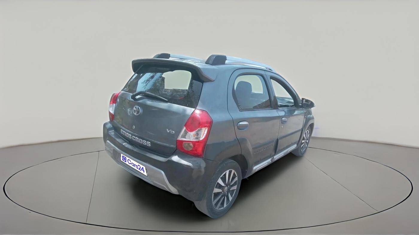 2014 Toyota Etios CROSS 1.4 VD, Diesel, Manual, 82,576 km, exterior