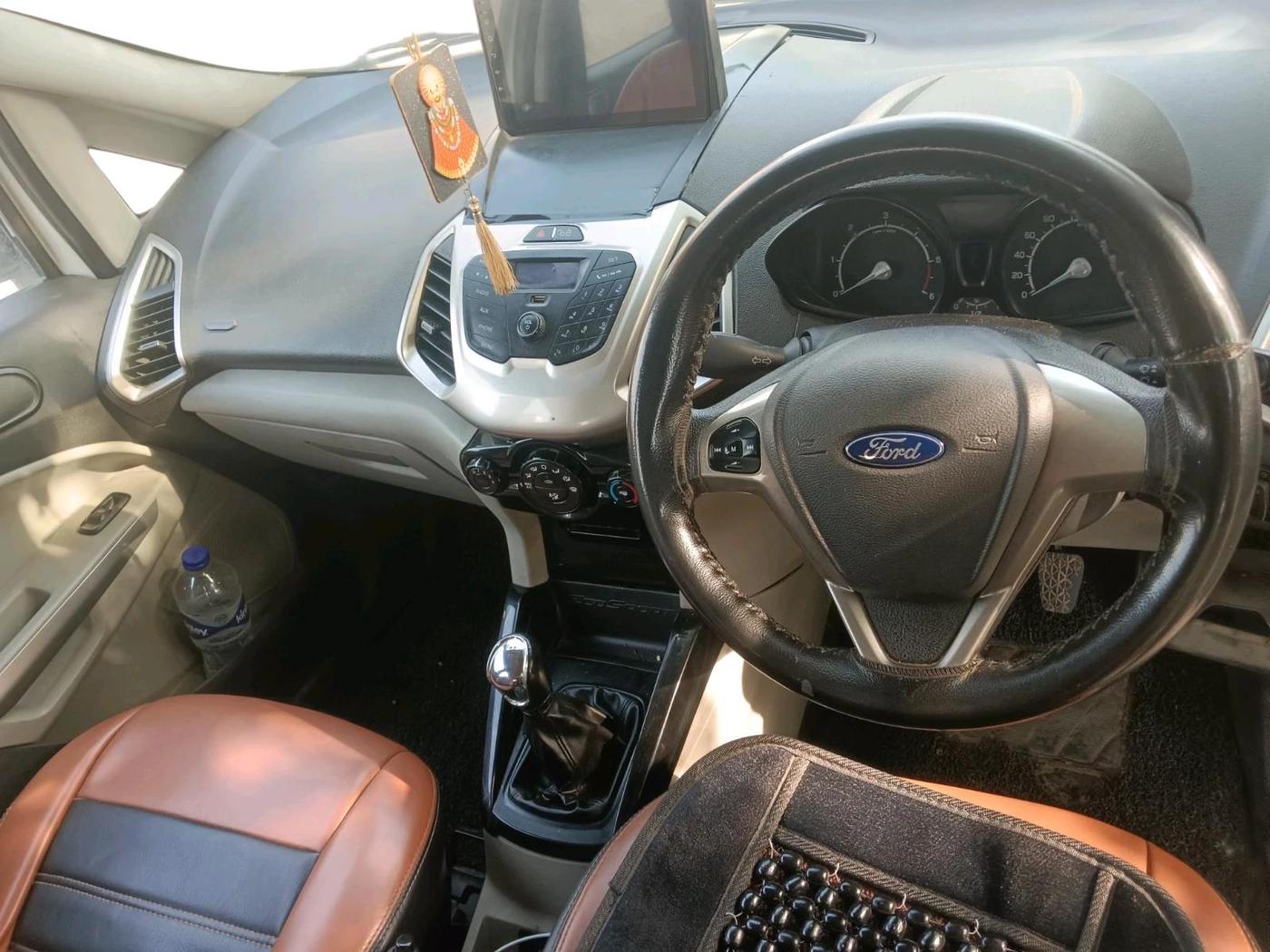 2013 Ford Ecosport TREND 1.5L DIESEL, Diesel, Manual, 1,80,737 km, interior