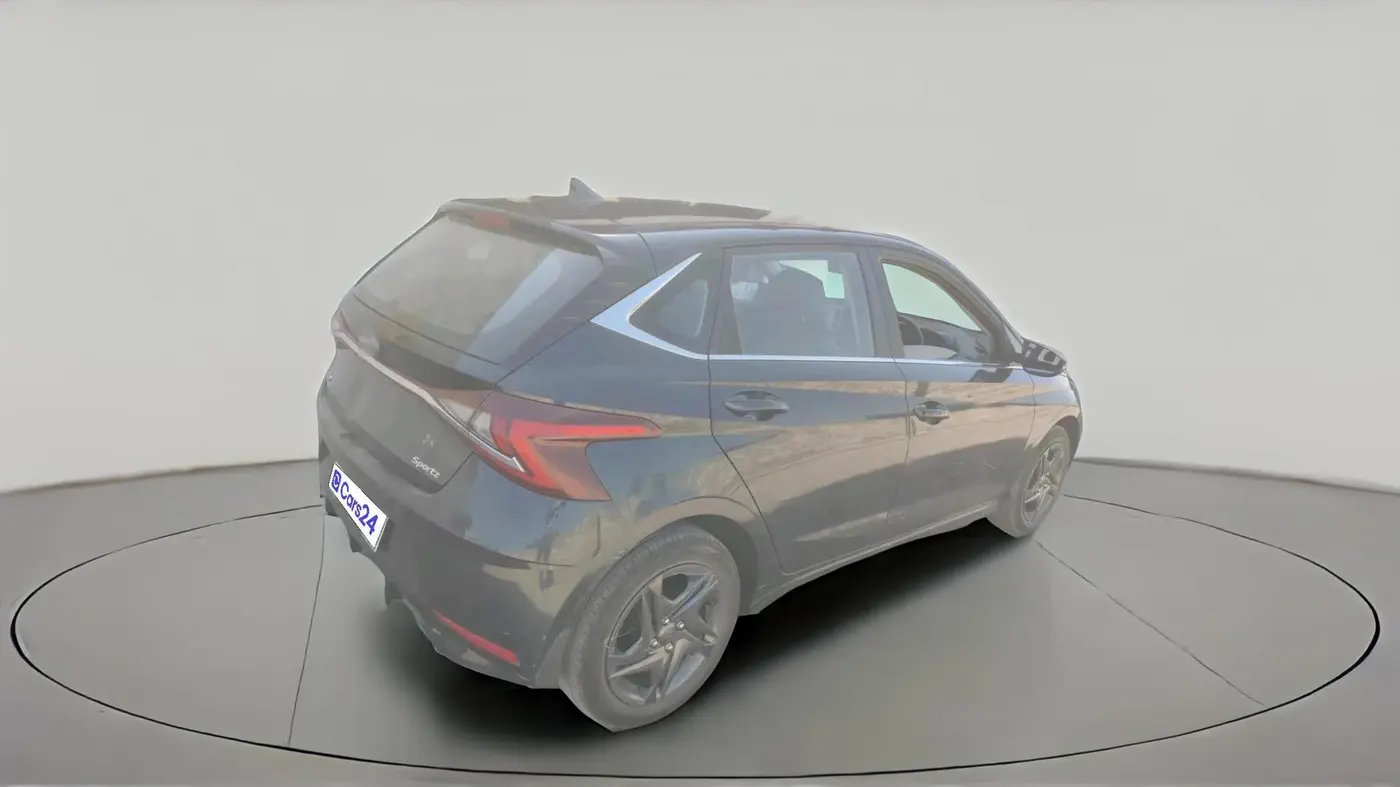 2022 Hyundai NEW I20 SPORTZ 1.2 MT, Petrol, Manual, 82,000 km, exterior