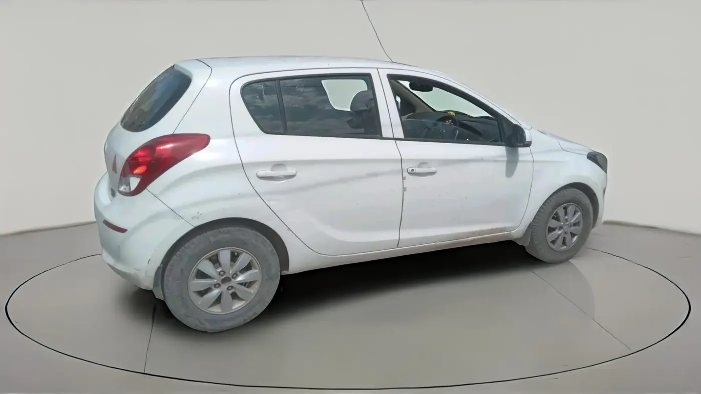 2014 Hyundai i20 SPORTZ 1.4 CRDI, Diesel, Manual, 1,79,000 km, exterior