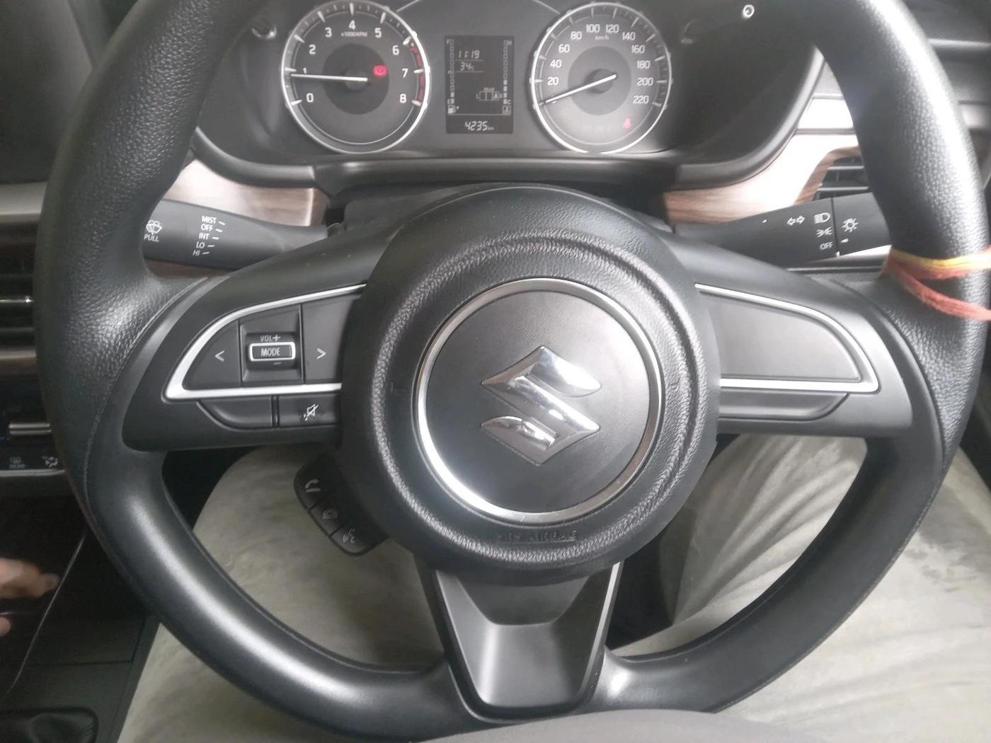 2025 Maruti BREZZA VXI, Petrol, Manual, 4,235 km, interior