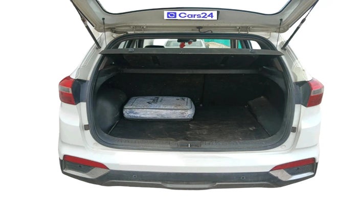 2017 Hyundai Creta SX PLUS AT 1.6 DIESEL, Diesel, Automatic, 1,03,403 km, exterior