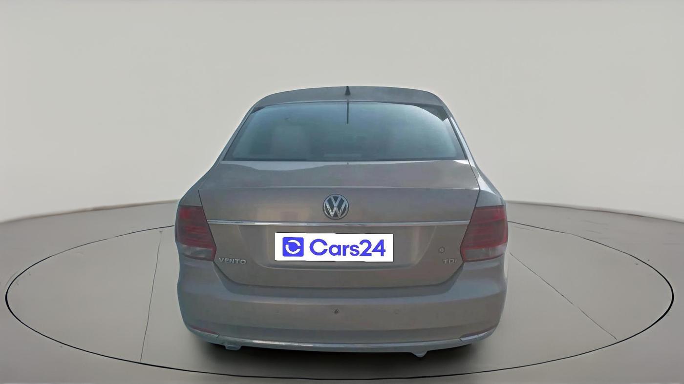 2016 Volkswagen Vento HIGHLINE 1.5 AT, Diesel, Automatic, 54,659 km, exterior