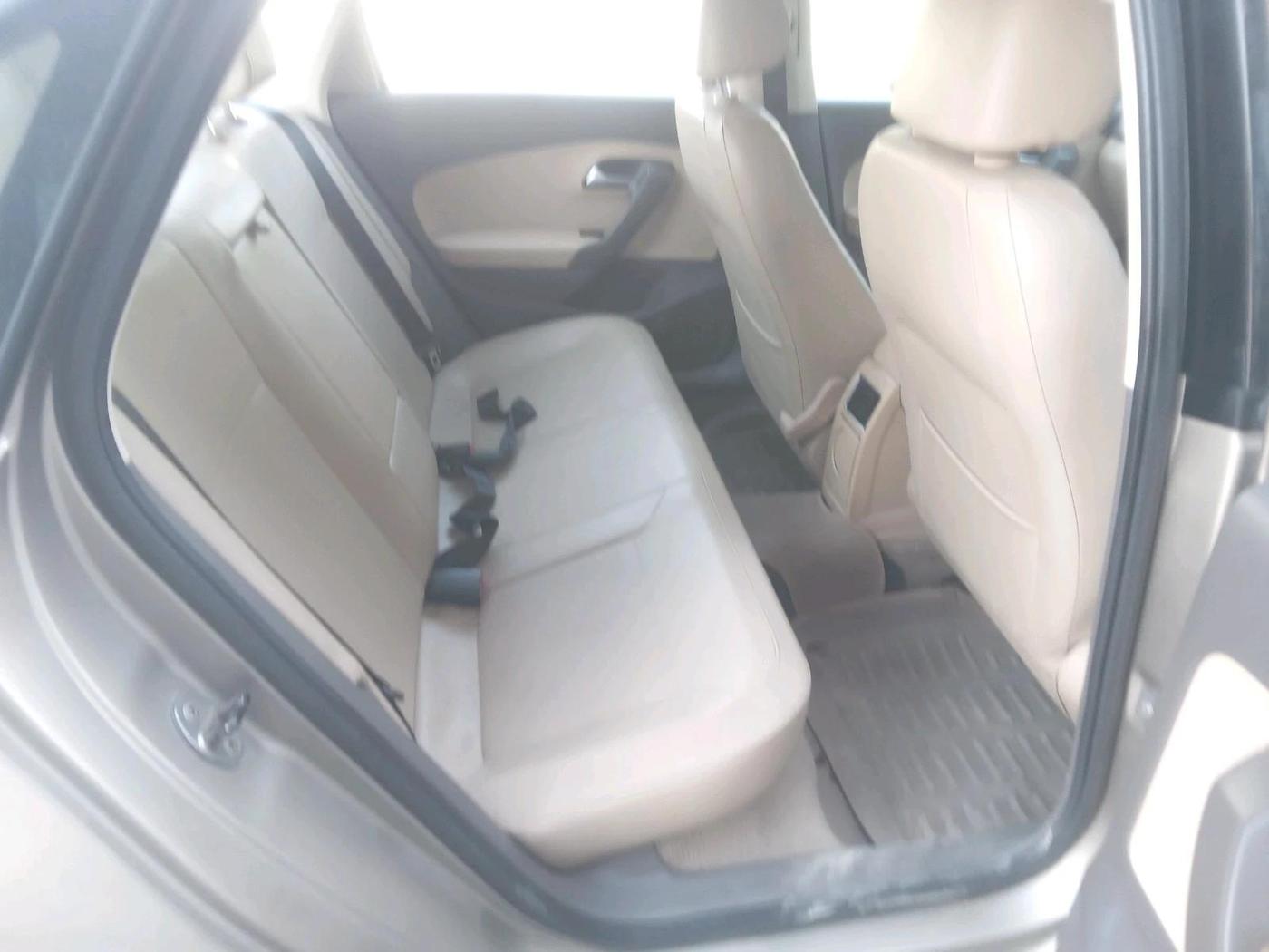 2016 Volkswagen Vento HIGHLINE 1.5 AT, Diesel, Automatic, 54,659 km, interior