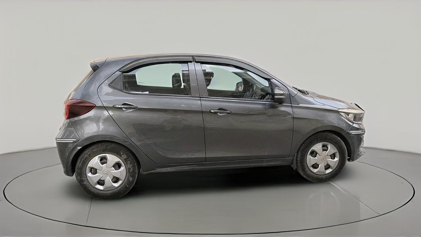 2020 Tata Tiago XT PETROL, Petrol, Manual, 86,664 km, exterior