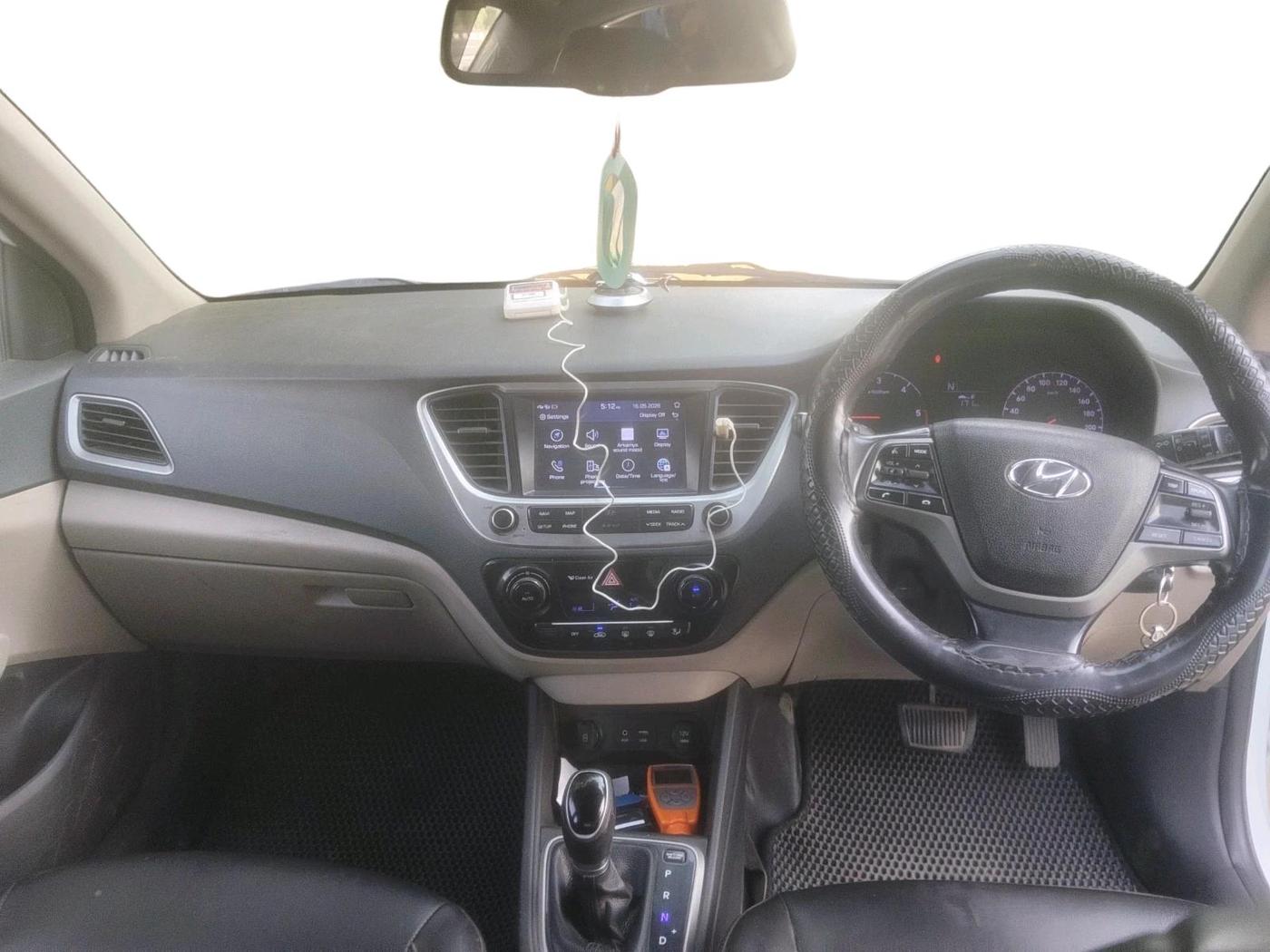 2018 Hyundai Verna 1.6 CRDI SX + AT, Diesel, Automatic, 1,45,553 km, interior