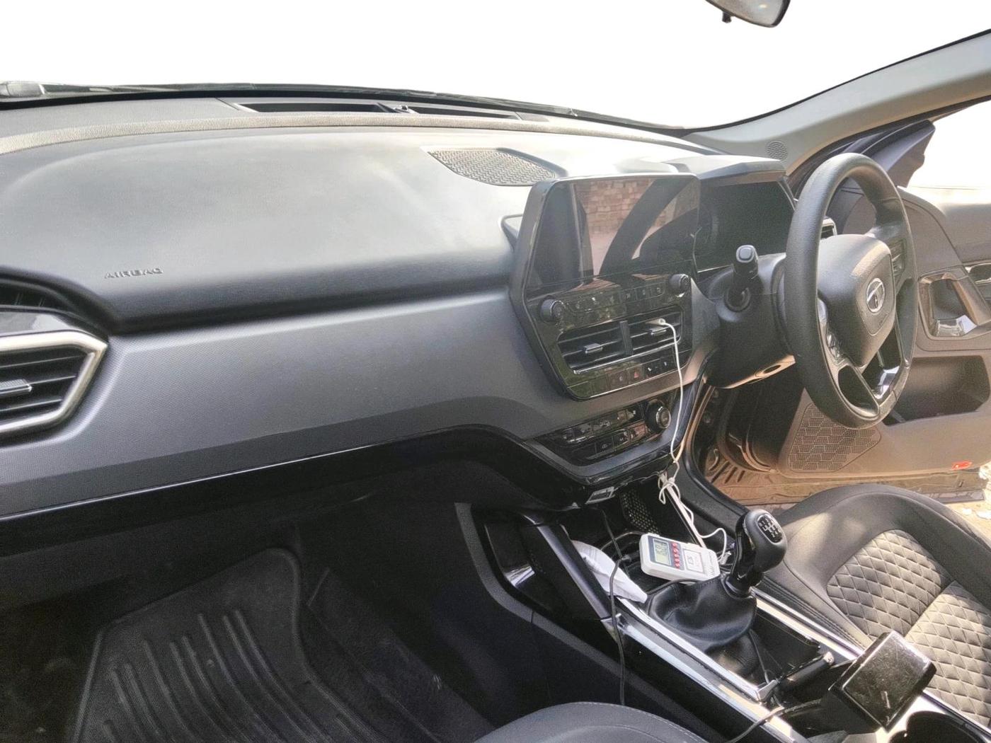 2021 Tata Harrier XT PLUS 2.0L KRYOTEC, Diesel, Manual, 1,17,949 km, interior