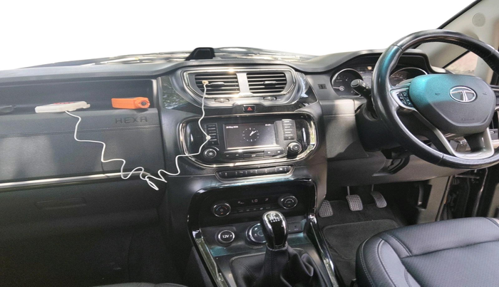 2018 Tata Hexa XT 4X2 6 STR, Diesel, Manual, 82,565 km, interior