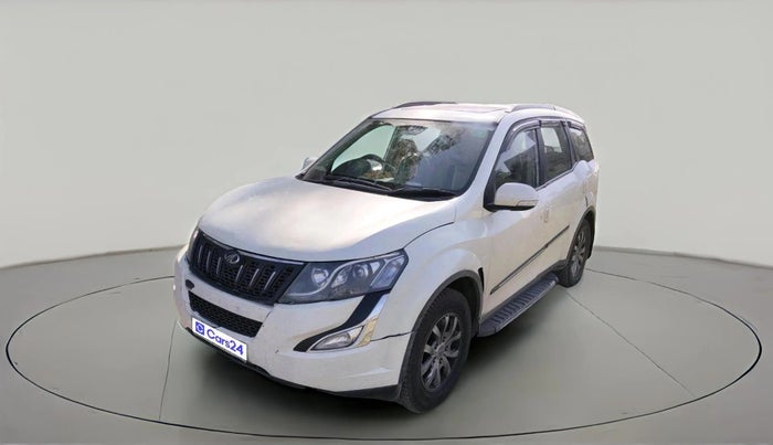 2016 Mahindra XUV500 W10 AWD AT, Diesel, Automatic, 1,33,279 km, exterior