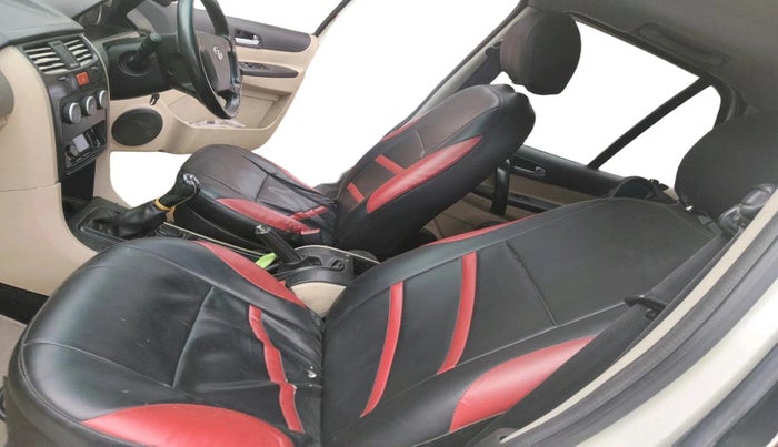 2014 Tata Safari Storme 2.2 LX 4X2, Diesel, Manual, 1,48,105 km, interior