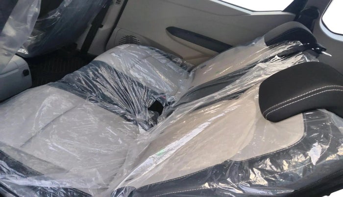 2025 Renault TRIBER Emotion, Petrol, Manual, 2,793 km, interior