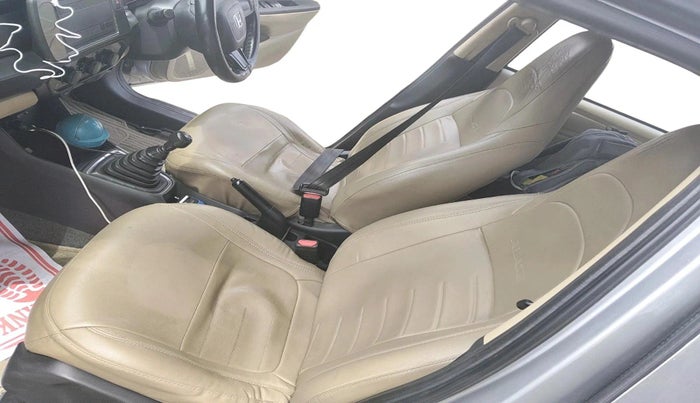 2021 Honda Amaze 1.5L I-DTEC E, Diesel, Manual, 2,94,448 km, interior