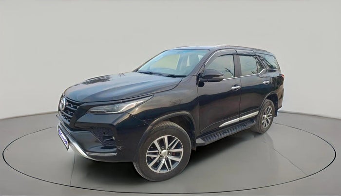 2017 Toyota Fortuner 2.8 4X4 AT, Diesel, Automatic, 1,20,209 km, exterior