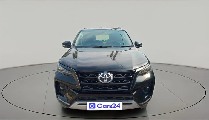 2017 Toyota Fortuner 2.8 4X4 AT, Diesel, Automatic, 1,20,209 km, exterior