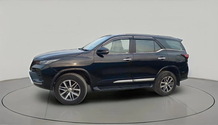 2017 Toyota Fortuner 2.8 4X4 AT, Diesel, Automatic, 1,20,209 km, exterior