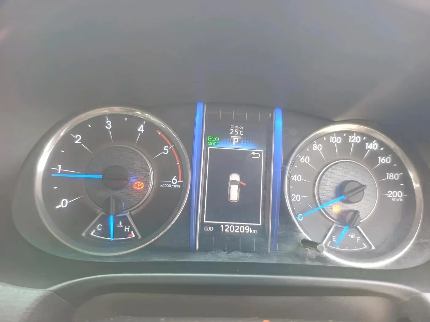 2017 Toyota Fortuner 2.8 4X4 AT, Diesel, Automatic, 1,20,209 km, interior