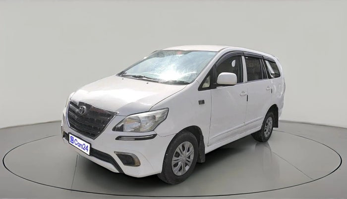 2016 Toyota Innova 2.5 GX 7 STR, Diesel, Manual, 2,51,437 km, exterior