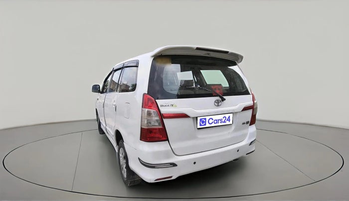 2016 Toyota Innova 2.5 GX 7 STR, Diesel, Manual, 2,51,437 km, exterior