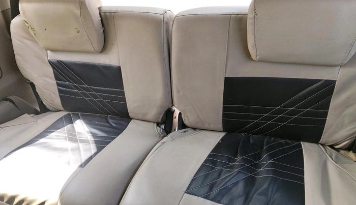 2016 Toyota Innova 2.5 GX 7 STR, Diesel, Manual, 2,51,437 km, interior