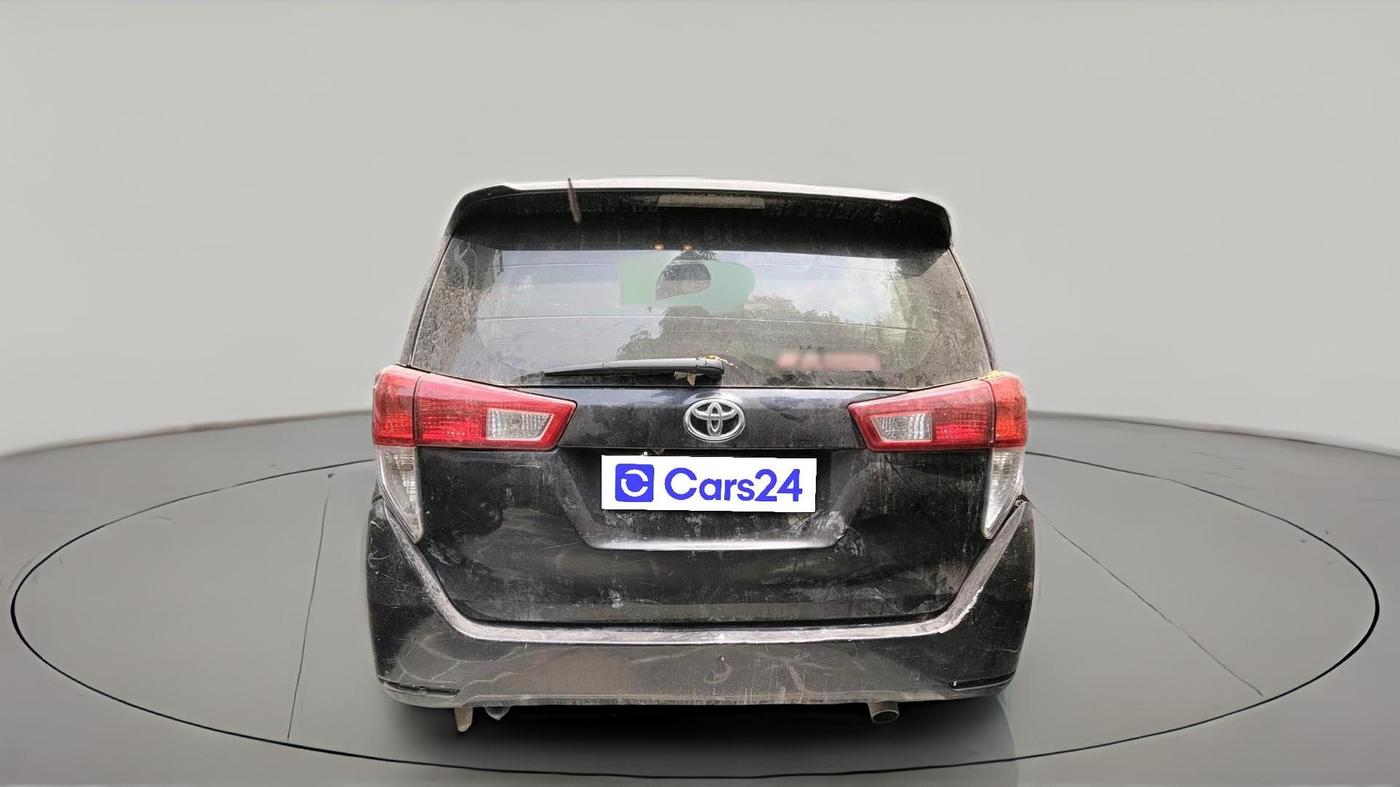 2020 Toyota Innova Crysta 2.4 G 8 STR, Diesel, Manual, 70,148 km, exterior