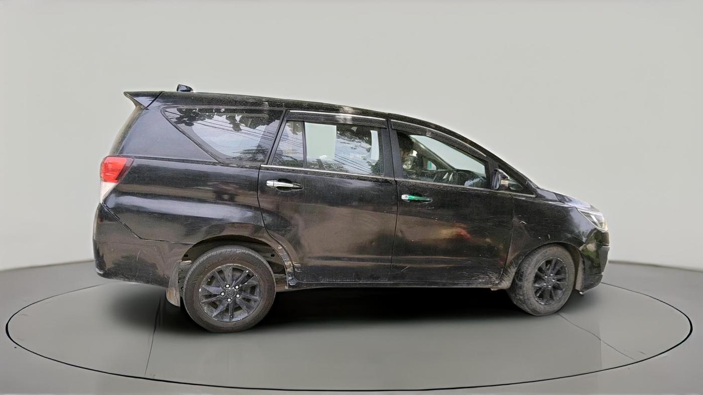 2020 Toyota Innova Crysta 2.4 G 8 STR, Diesel, Manual, 70,148 km, exterior