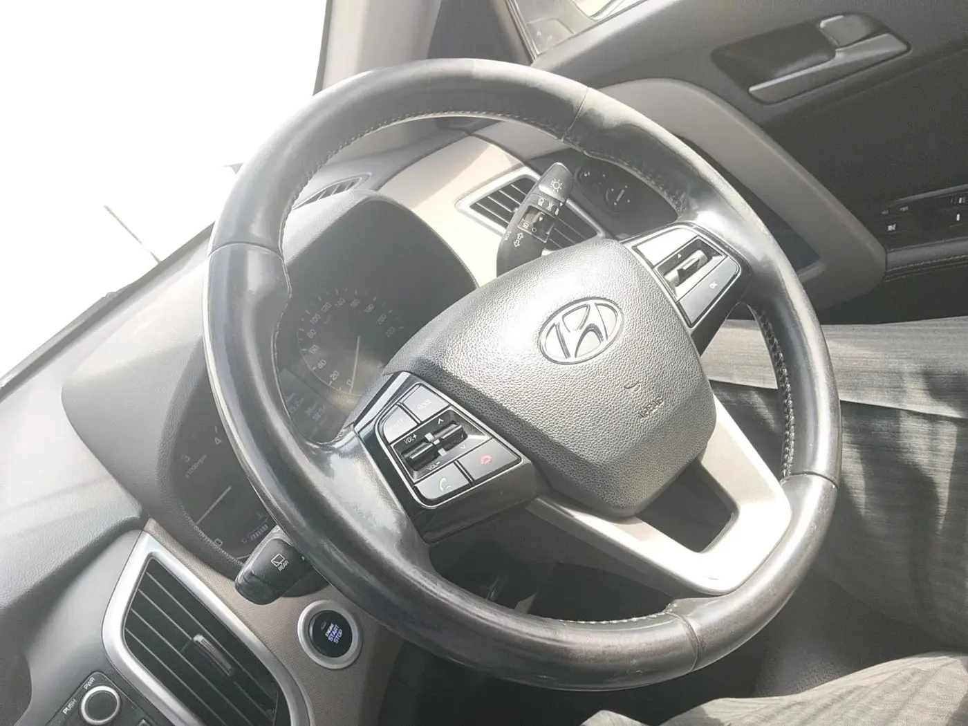 2017 Hyundai Creta SX (O) 1.6 DIESEL, Diesel, Manual, 1,51,635 km, interior