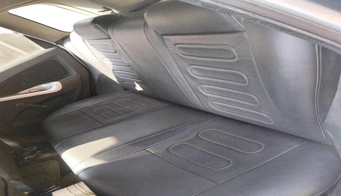 2013 Ford Figo ZXI 1.2 PETROL, Petrol, Manual, 1,29,310 km, interior