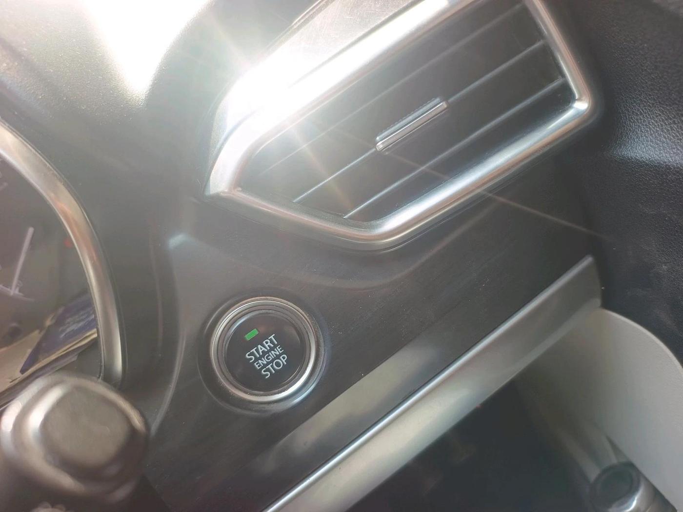 2022 Tata Safari XT, Diesel, Manual, 1,92,134 km, interior