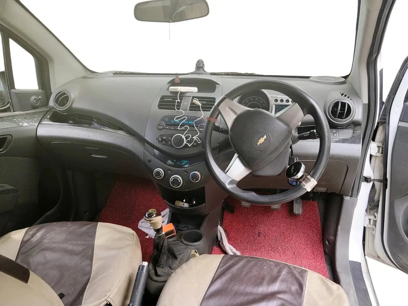 2012 Chevrolet Beat LT PETROL, Petrol, Manual, 62,391 km, interior