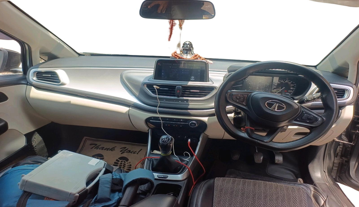 2022 Tata ALTROZ XZ PETROL, Petrol, Manual, 59,996 km, interior
