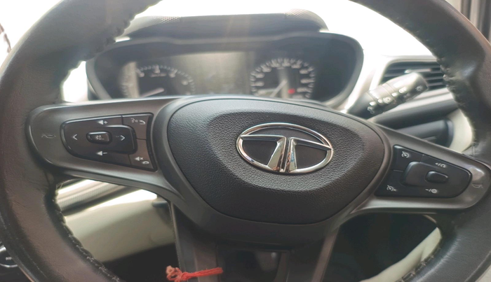2022 Tata ALTROZ XZ PETROL, Petrol, Manual, 59,996 km, interior