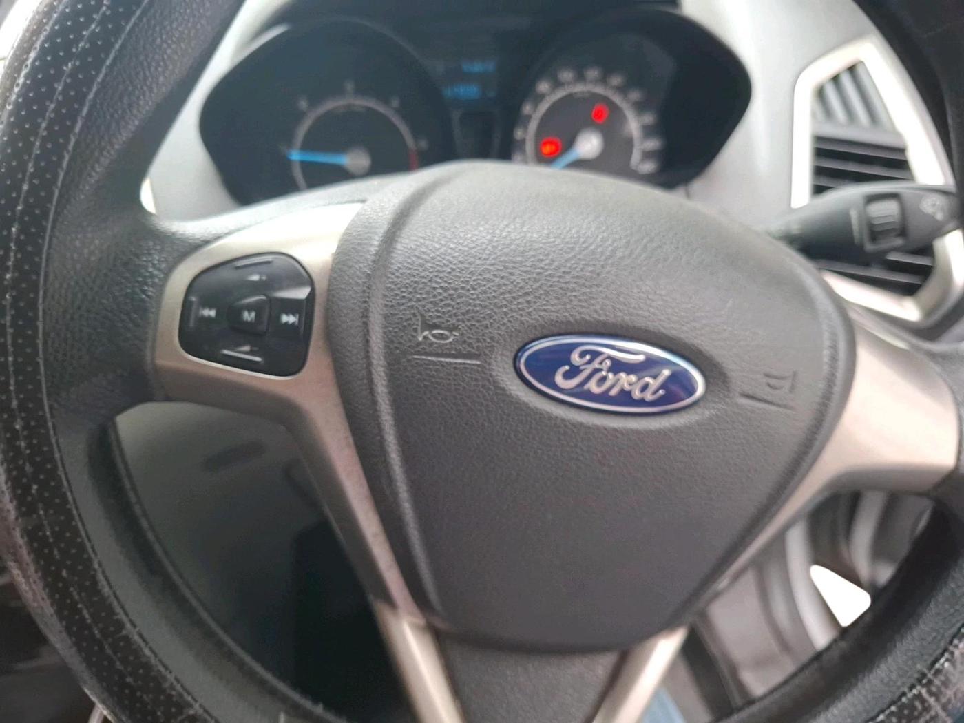 2015 Ford Ecosport TITANIUM 1.5L DIESEL, Diesel, Manual, 1,47,930 km, interior