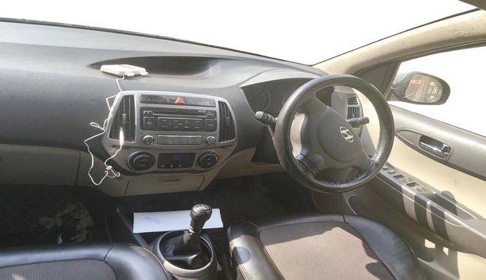 2013 Hyundai i20 MAGNA (O) 1.2, CNG, Manual, 84,551 km, interior