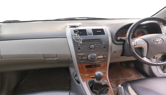 2009 Toyota Corolla Altis G PETROL, Petrol, Manual, 1,17,028 km, interior