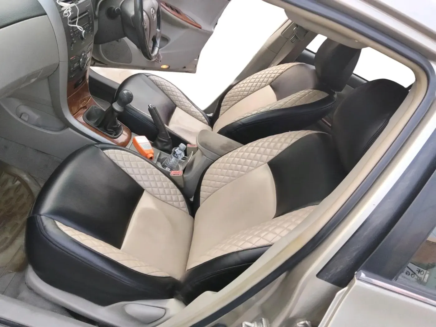 2009 Toyota Corolla Altis G PETROL, Petrol, Manual, 1,17,028 km, interior