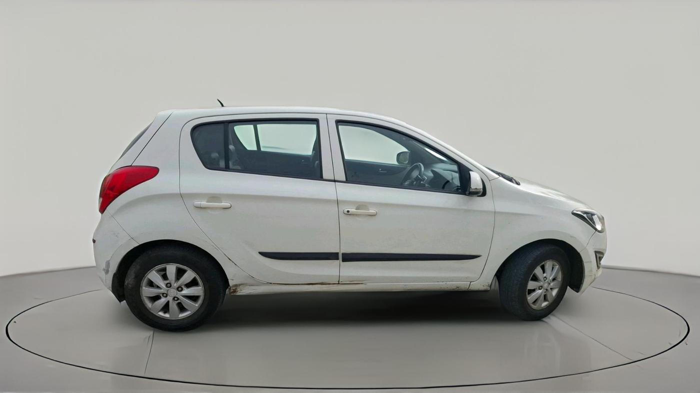 2012 Hyundai i20 MAGNA (O) 1.4 CRDI, Diesel, Manual, 1,38,010 km, exterior