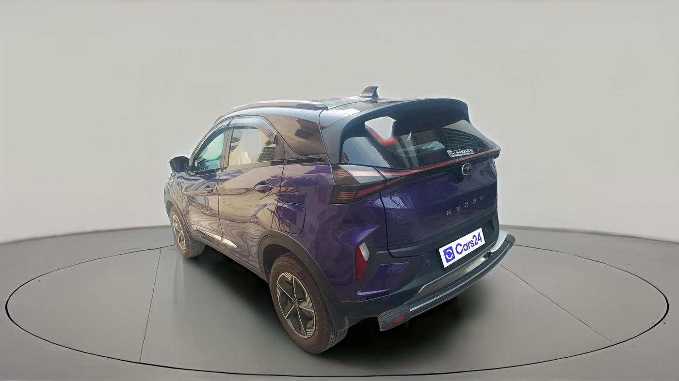 2024 Tata NEXON Fearless Plus Purple DCA Dual Tone 1.2 Petrol, Petrol, Automatic, 1,570 km, exterior